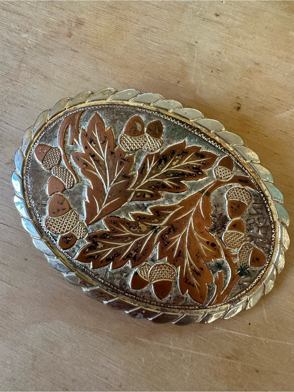 Ornate Oak Leaf & Acorn Silver-Tone Belt Buckle - Brown Accent